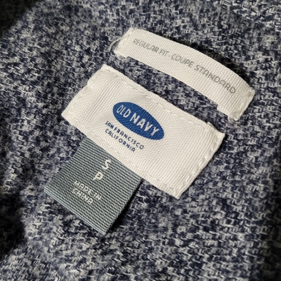 Button Up - Picture 6 of 6